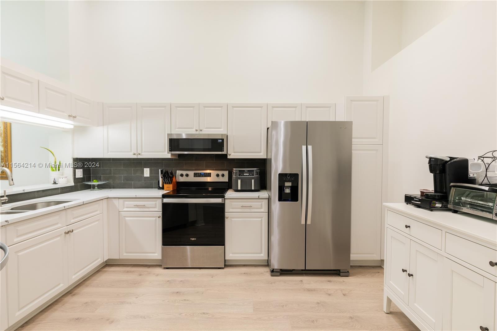 9925 Malvern Dr, Tamarac, Florida 33321, 2 Bedrooms Bedrooms, ,2 BathroomsBathrooms,Residential,For Sale,9925 Malvern Dr,A11564214