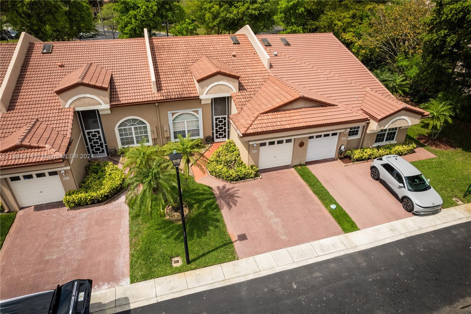 9925 Malvern Dr, Tamarac, Florida 33321, 2 Bedrooms Bedrooms, ,2 BathroomsBathrooms,Residential,For Sale,9925 Malvern Dr,A11564214