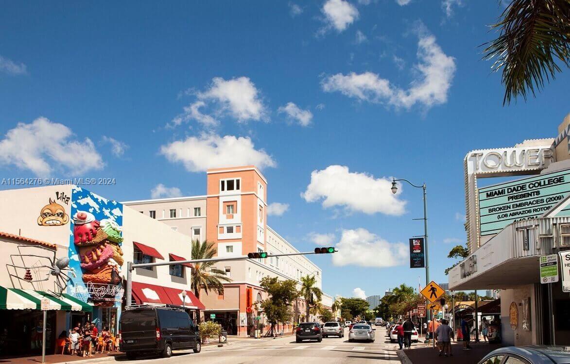 1306 SW 6th St 3, Miami, Florida 33135, 1 Bedroom Bedrooms, ,1 BathroomBathrooms,Residentiallease,For Rent,1306 SW 6th St 3,A11564276