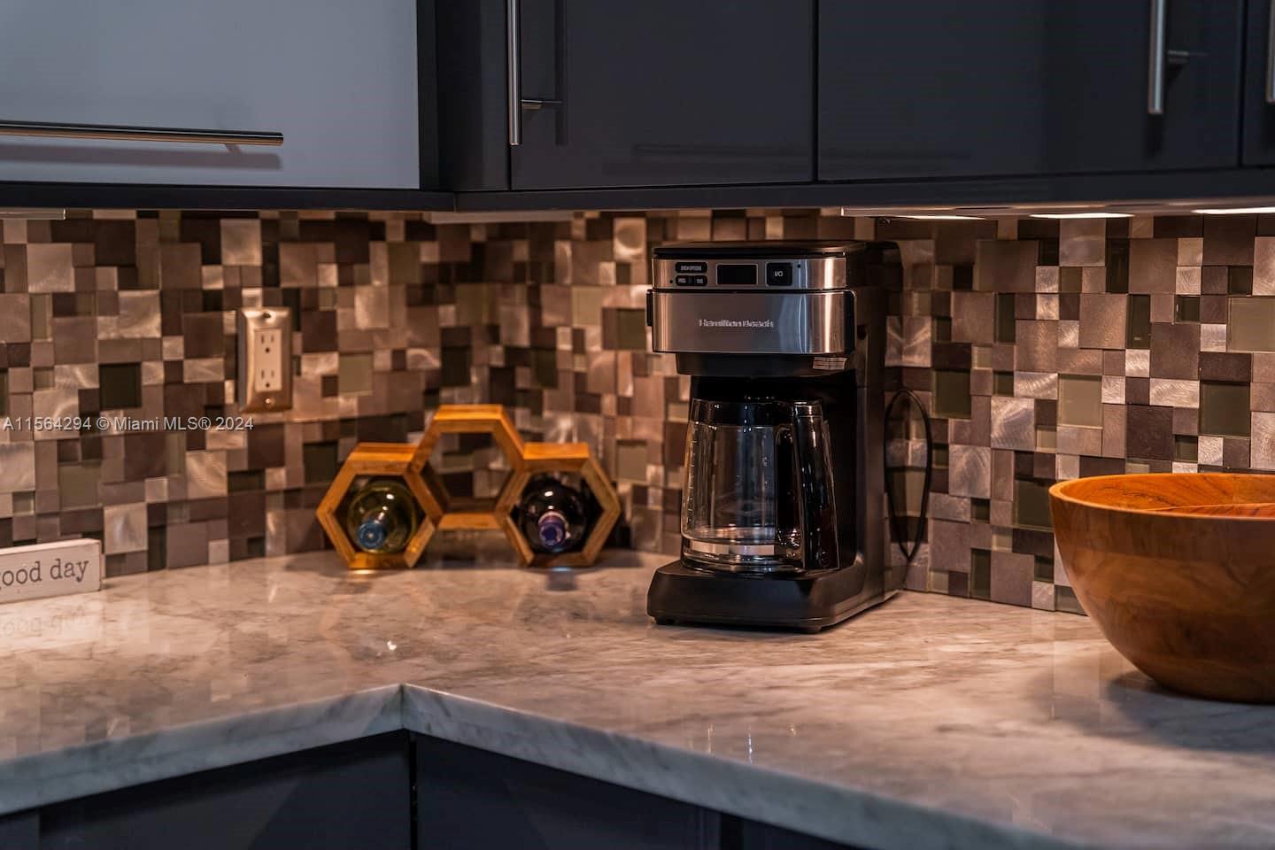 147 NW 87th St, El Portal, Florida 33150, 3 Bedrooms Bedrooms, ,2 BathroomsBathrooms,Residentiallease,For Rent,147 NW 87th St,A11564294