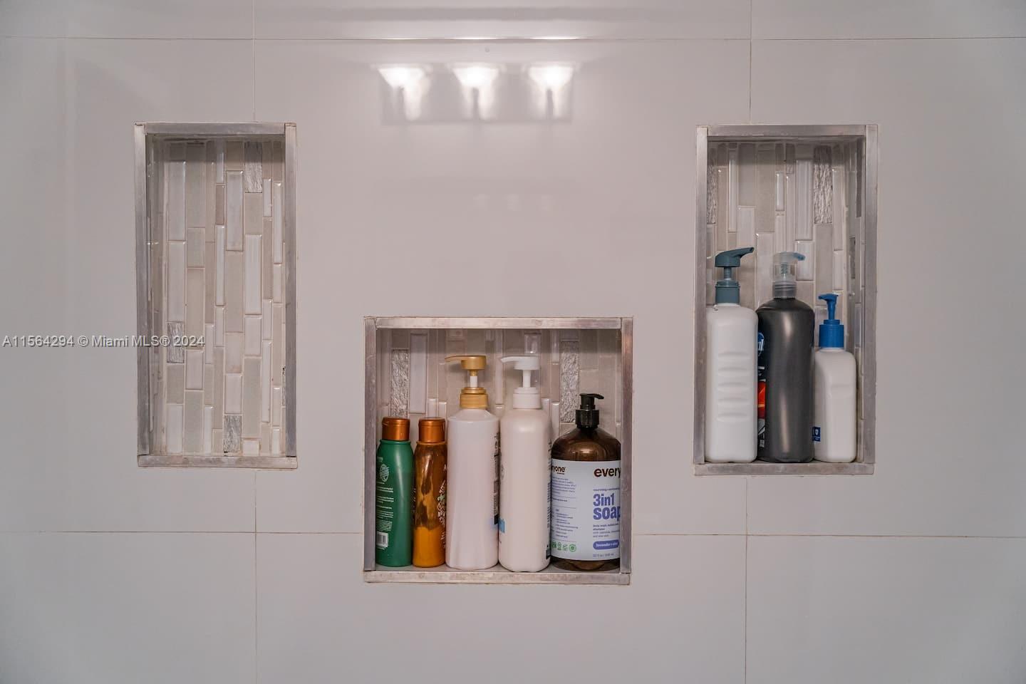 147 NW 87th St, El Portal, Florida 33150, 3 Bedrooms Bedrooms, ,2 BathroomsBathrooms,Residentiallease,For Rent,147 NW 87th St,A11564294