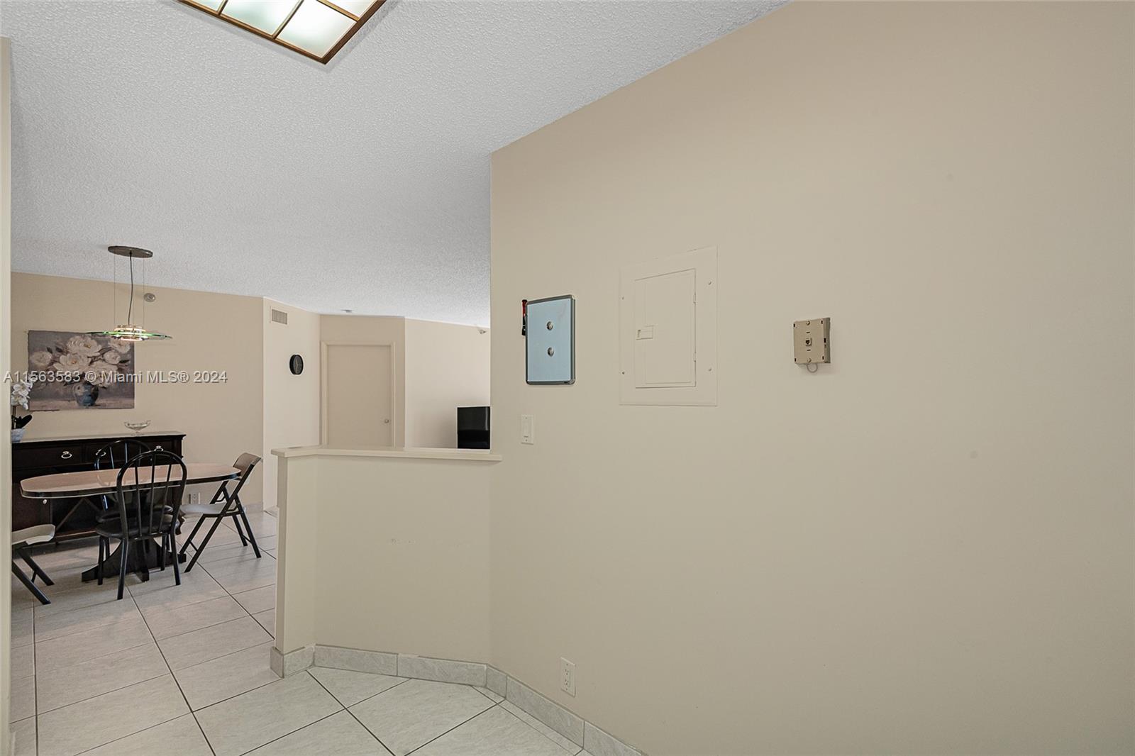 3400 NE 192nd St 910, Aventura, Florida 33180, 2 Bedrooms Bedrooms, ,2 BathroomsBathrooms,Residentiallease,For Rent,3400 NE 192nd St 910,A11563583