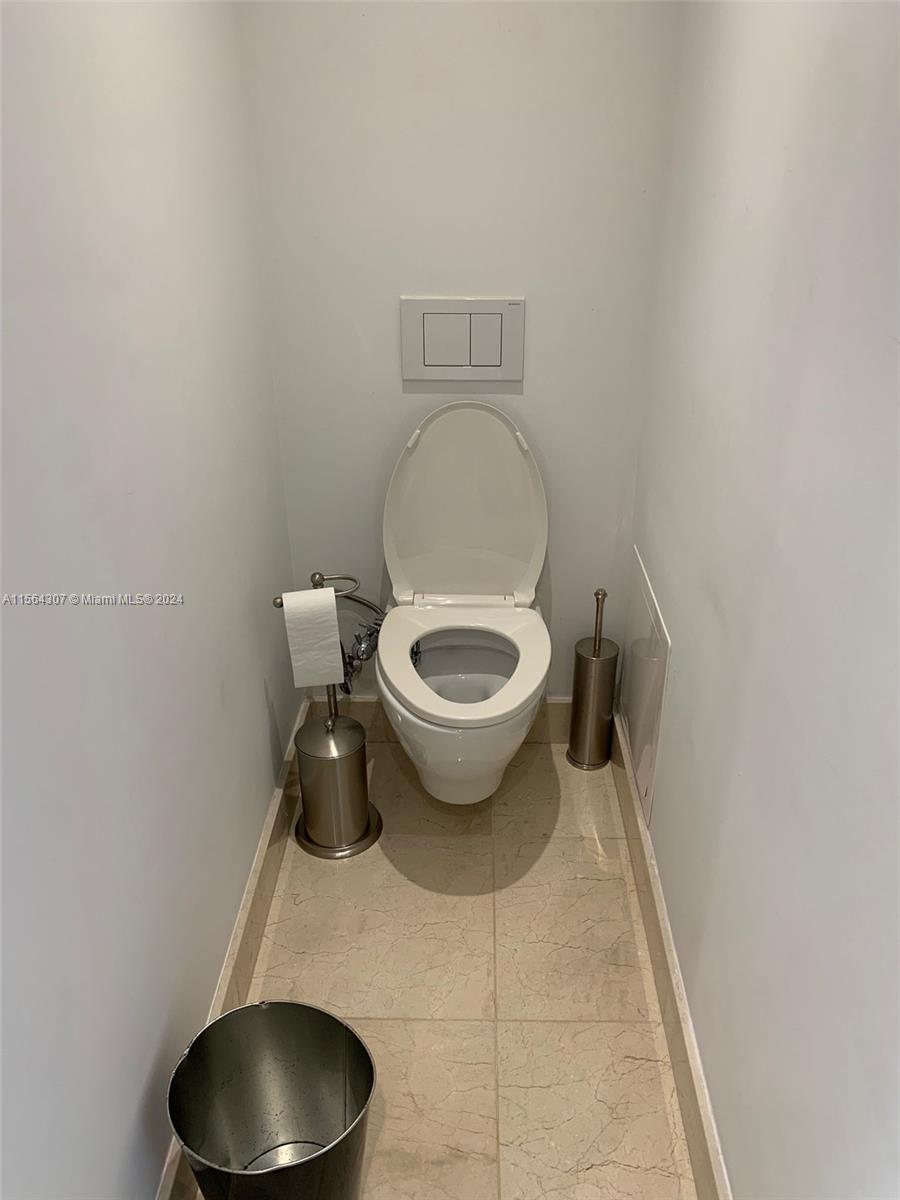 1800 S Ocean Dr 2809, Hallandale Beach, Florida 33009, 2 Bedrooms Bedrooms, ,2 BathroomsBathrooms,Residentiallease,For Rent,1800 S Ocean Dr 2809,A11564307