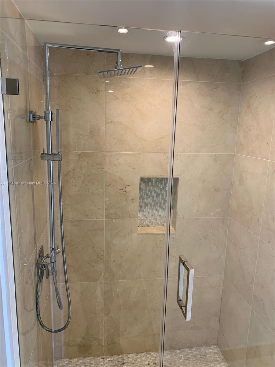 1800 S Ocean Dr 2809, Hallandale Beach, Florida 33009, 2 Bedrooms Bedrooms, ,2 BathroomsBathrooms,Residentiallease,For Rent,1800 S Ocean Dr 2809,A11564307