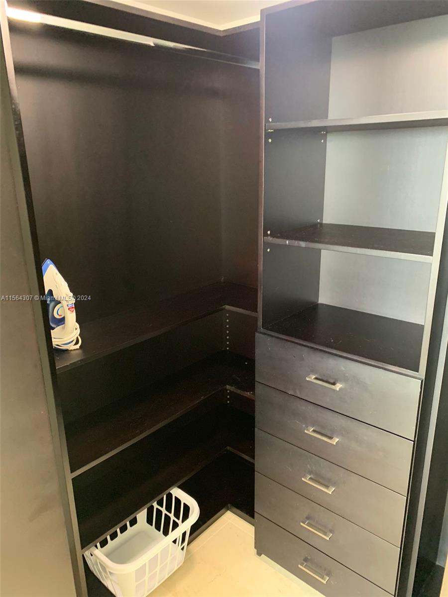 1800 S Ocean Dr 2809, Hallandale Beach, Florida 33009, 2 Bedrooms Bedrooms, ,2 BathroomsBathrooms,Residentiallease,For Rent,1800 S Ocean Dr 2809,A11564307