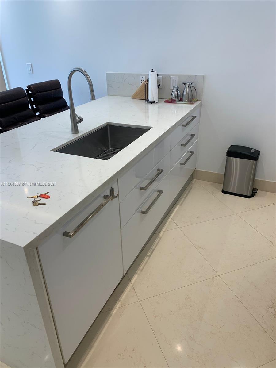 1800 S Ocean Dr 2809, Hallandale Beach, Florida 33009, 2 Bedrooms Bedrooms, ,2 BathroomsBathrooms,Residentiallease,For Rent,1800 S Ocean Dr 2809,A11564307