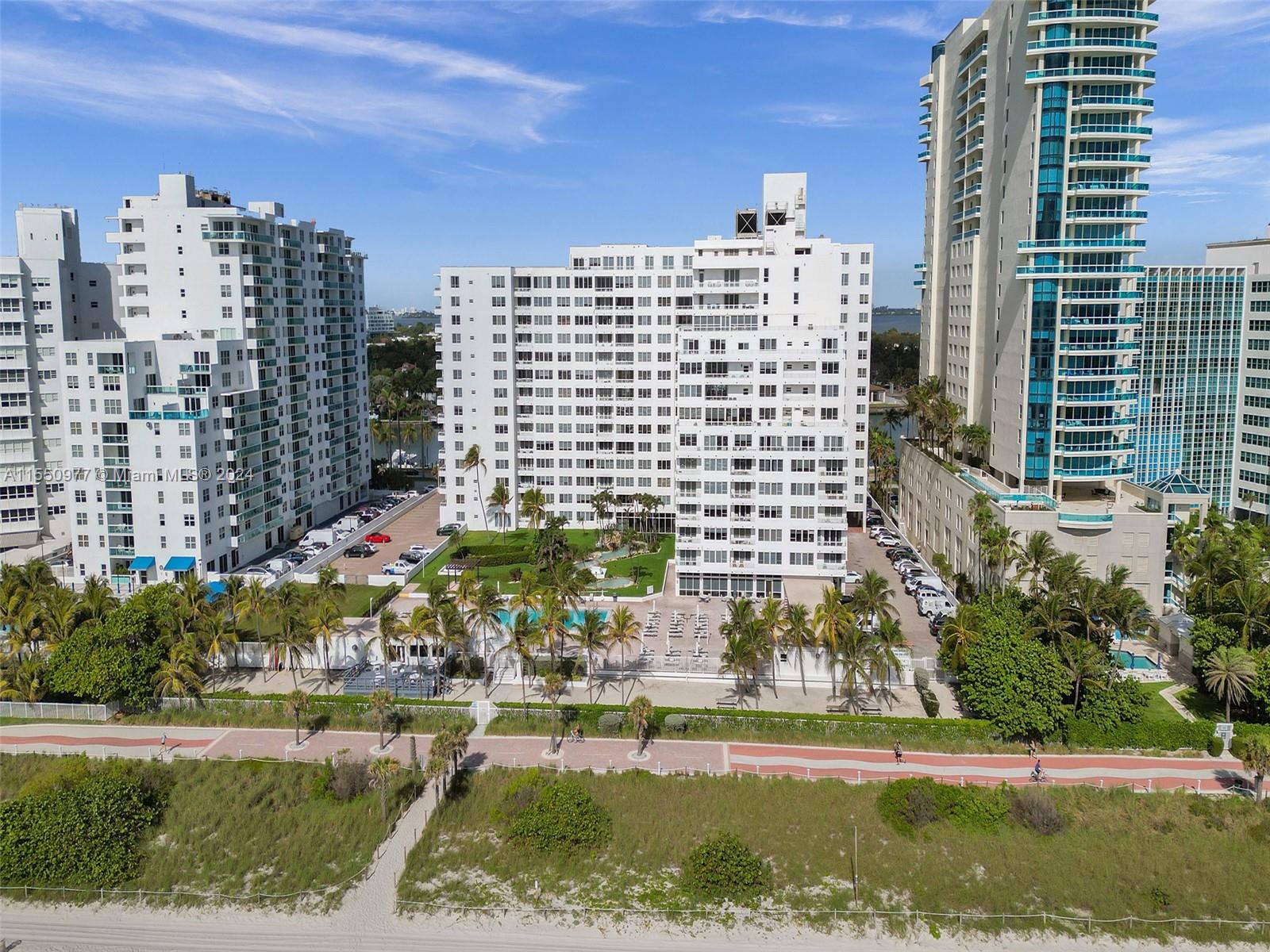 5005 Collins Ave 725, Miami Beach, Florida 33140, 2 Bedrooms Bedrooms, ,1 BathroomBathrooms,Residential,For Sale,5005 Collins Ave 725,A11550977