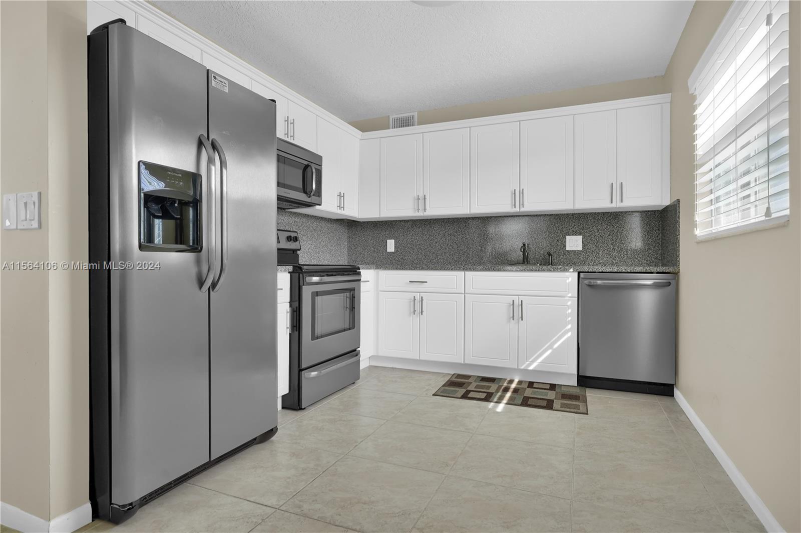 251 SW 132nd Way 118H, Pembroke Pines, Florida 33027, 2 Bedrooms Bedrooms, ,2 BathroomsBathrooms,Residential,For Sale,251 SW 132nd Way 118H,A11564106