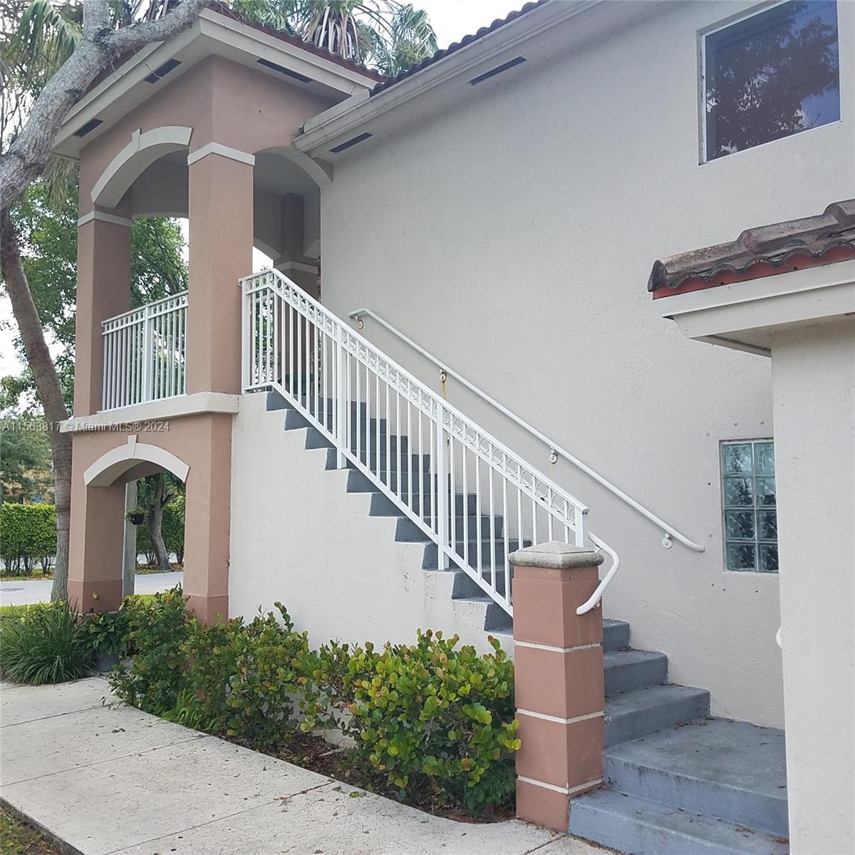 2600 SE 12th Pl 206, Homestead, Florida 33035, 3 Bedrooms Bedrooms, ,2 BathroomsBathrooms,Residentiallease,For Rent,2600 SE 12th Pl 206,A11563817