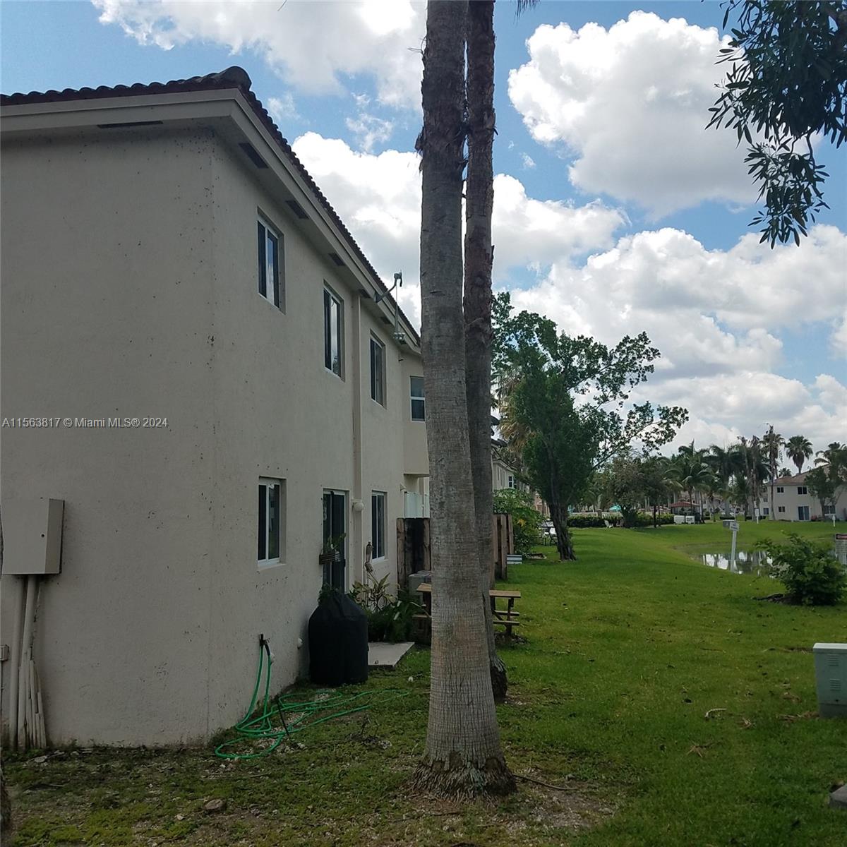 2600 SE 12th Pl 206, Homestead, Florida 33035, 3 Bedrooms Bedrooms, ,2 BathroomsBathrooms,Residentiallease,For Rent,2600 SE 12th Pl 206,A11563817