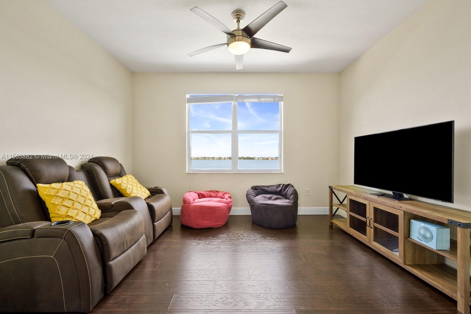 17599 SW 54th St, Miramar, Florida 33029, 5 Bedrooms Bedrooms, ,3 BathroomsBathrooms,Residentiallease,For Rent,17599 SW 54th St,A11563882