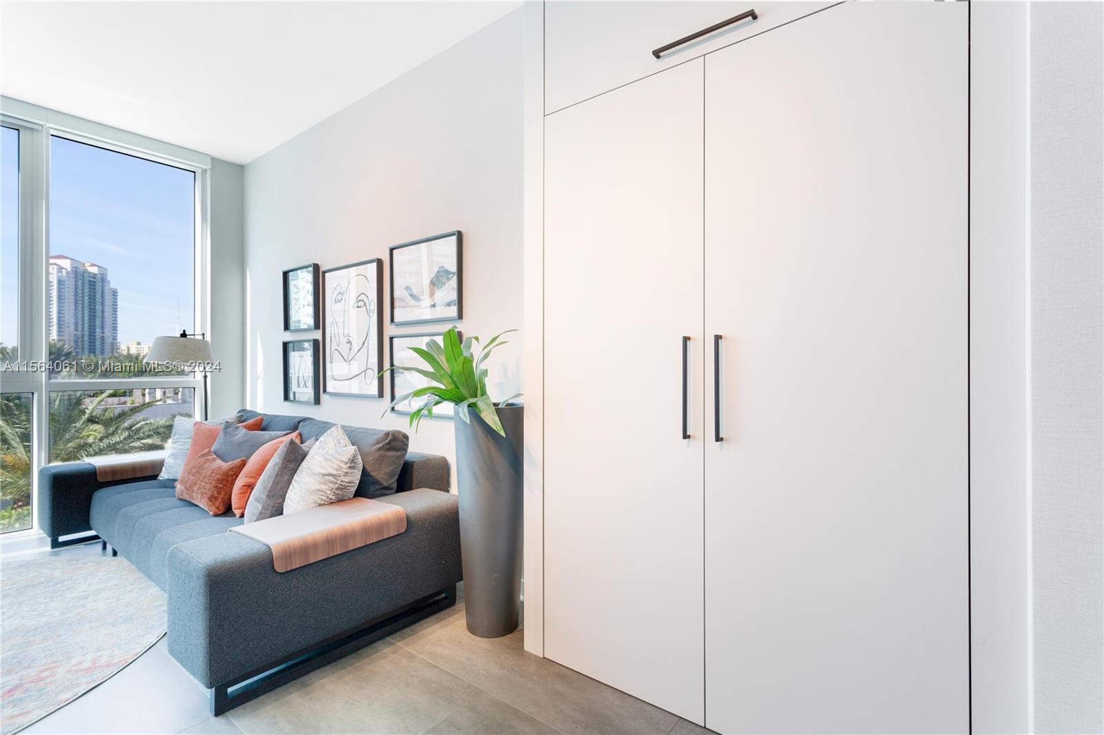 50 S Pointe Dr 609, Miami Beach, Florida 33139, 1 Bedroom Bedrooms, ,1 BathroomBathrooms,Residentiallease,For Rent,50 S Pointe Dr 609,A11564061