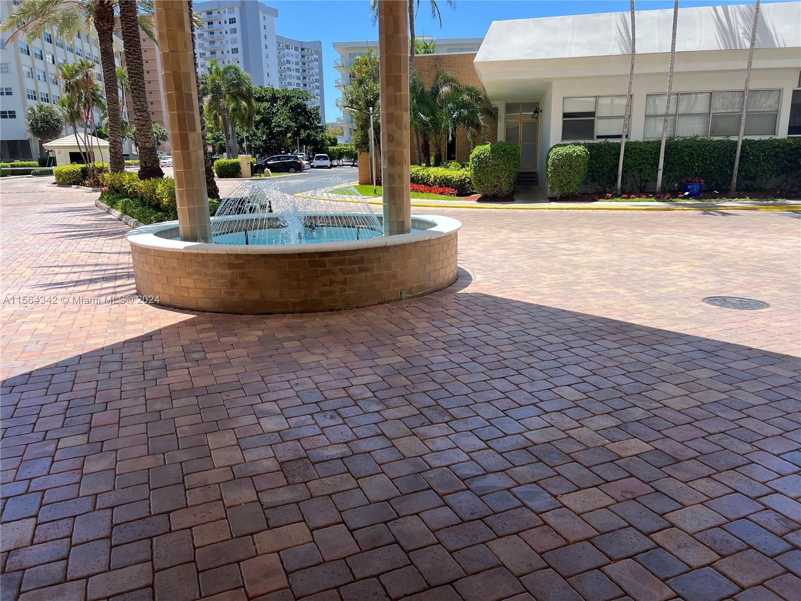 100 Golden Isles Dr 909, Hallandale Beach, Florida 33009, 1 Bedroom Bedrooms, ,1 BathroomBathrooms,Residential,For Sale,100 Golden Isles Dr 909,A11564342