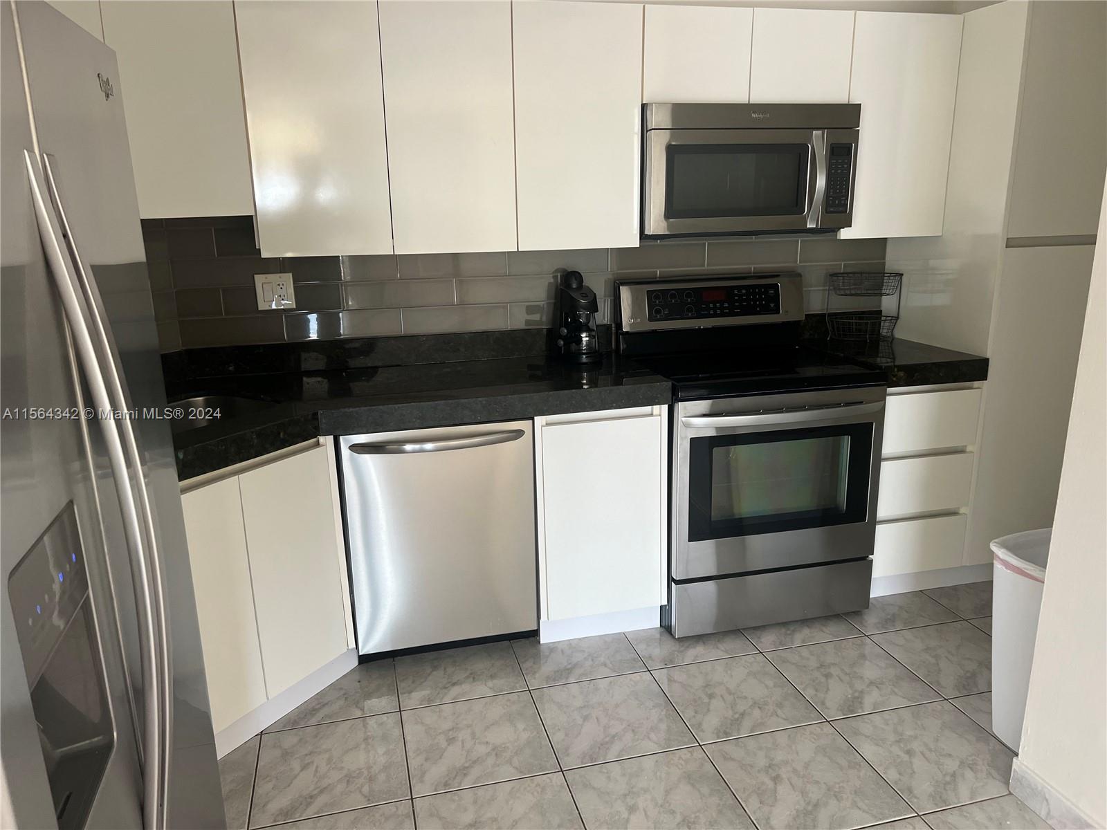 100 Golden Isles Dr 909, Hallandale Beach, Florida 33009, 1 Bedroom Bedrooms, ,1 BathroomBathrooms,Residential,For Sale,100 Golden Isles Dr 909,A11564342