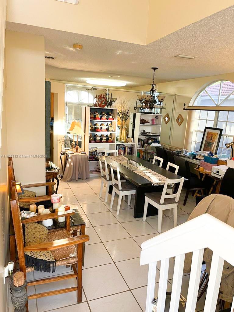 335 NW 152nd Ln, Pembroke Pines, Florida 33028, 3 Bedrooms Bedrooms, ,2 BathroomsBathrooms,Residentiallease,For Rent,335 NW 152nd Ln,A11563332