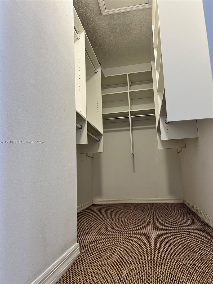 3810 SW 153rd Pl, Miami, Florida 33185, 3 Bedrooms Bedrooms, ,2 BathroomsBathrooms,Residentiallease,For Rent,3810 SW 153rd Pl,A11564078