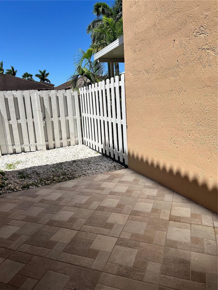 3810 SW 153rd Pl, Miami, Florida 33185, 3 Bedrooms Bedrooms, ,2 BathroomsBathrooms,Residentiallease,For Rent,3810 SW 153rd Pl,A11564078