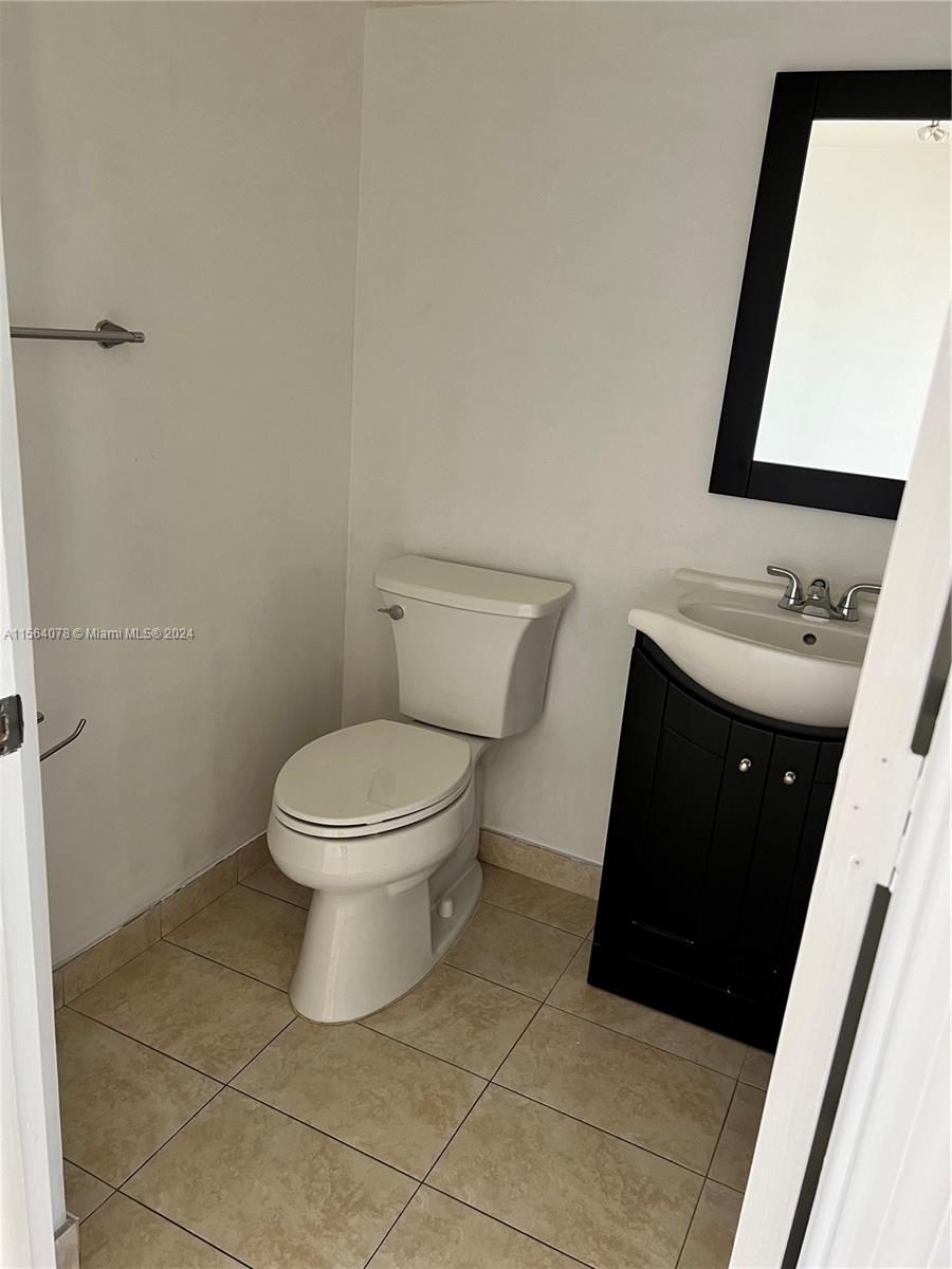 3810 SW 153rd Pl, Miami, Florida 33185, 3 Bedrooms Bedrooms, ,2 BathroomsBathrooms,Residentiallease,For Rent,3810 SW 153rd Pl,A11564078