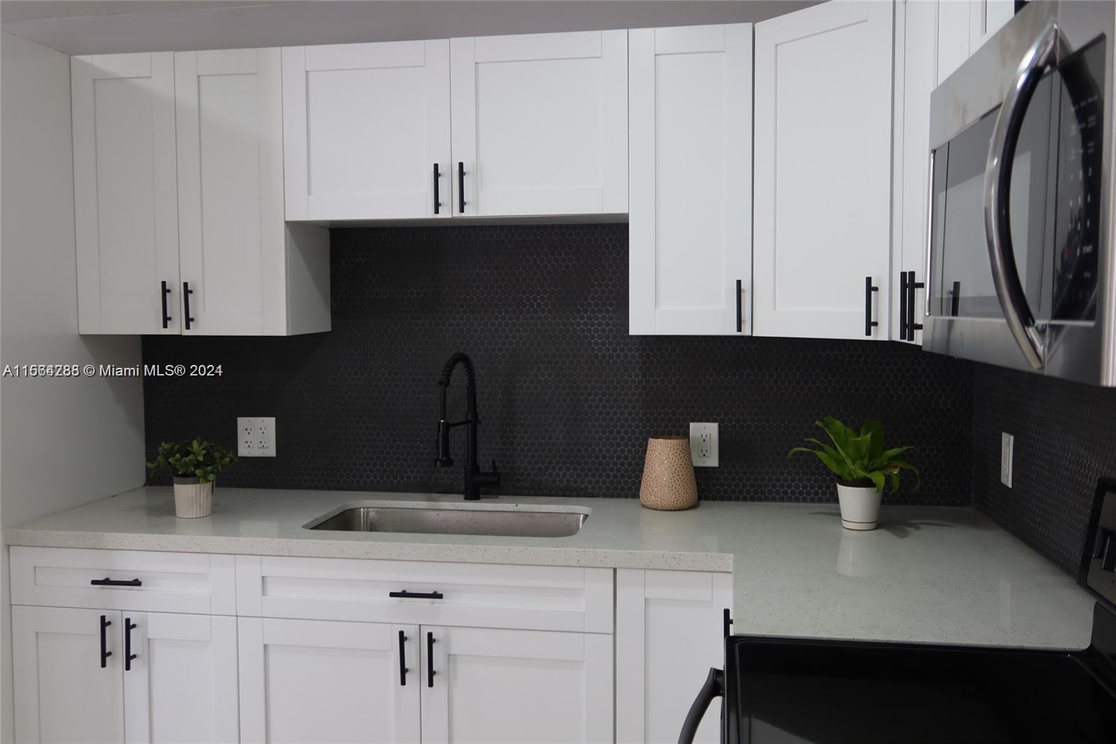 8224 NW 1st Pl, Miami, Florida 33150, 4 Bedrooms Bedrooms, ,2 BathroomsBathrooms,Residential,For Sale,8224 NW 1st Pl,A11564288