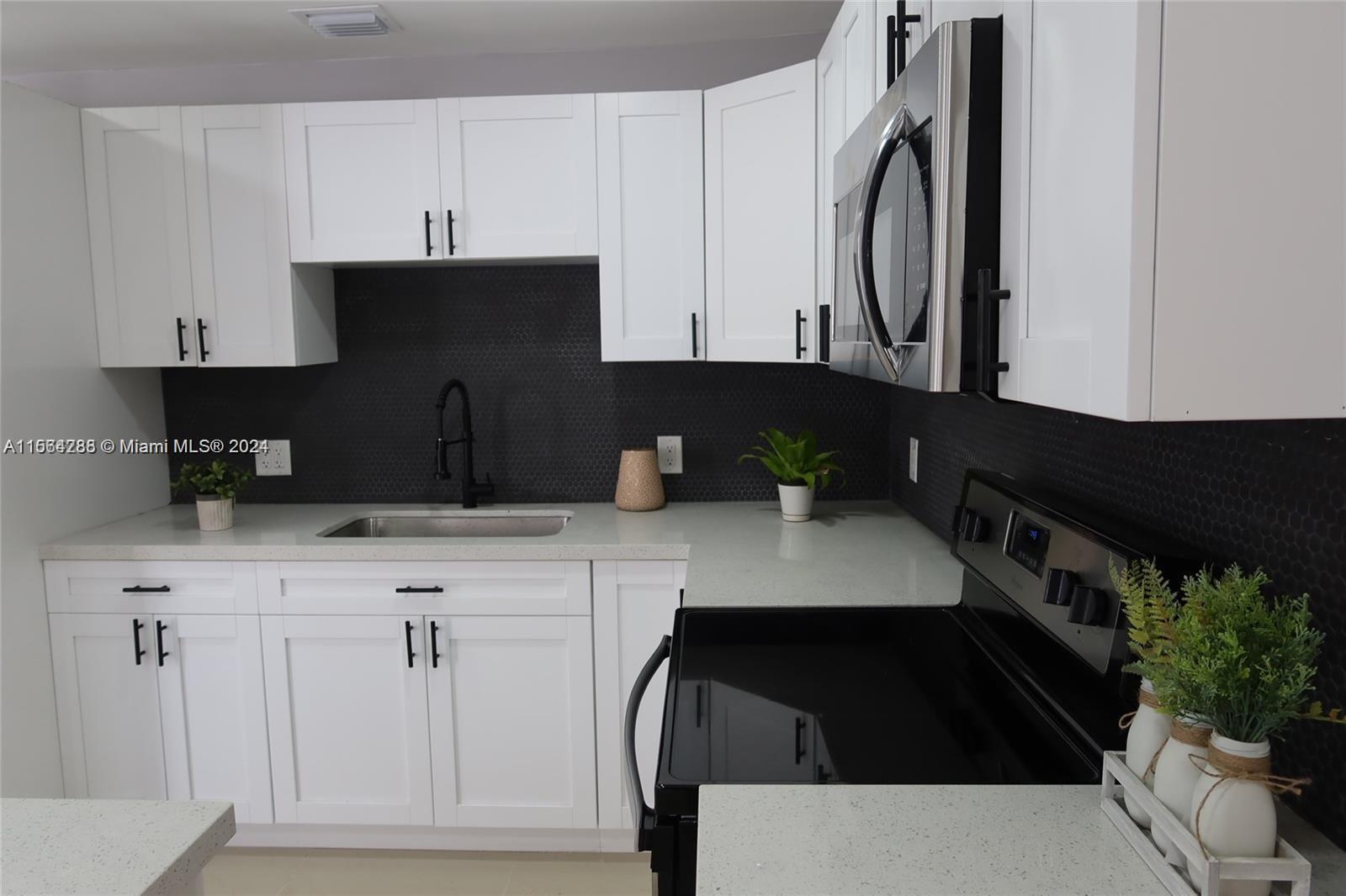 8224 NW 1st Pl, Miami, Florida 33150, 4 Bedrooms Bedrooms, ,2 BathroomsBathrooms,Residential,For Sale,8224 NW 1st Pl,A11564288