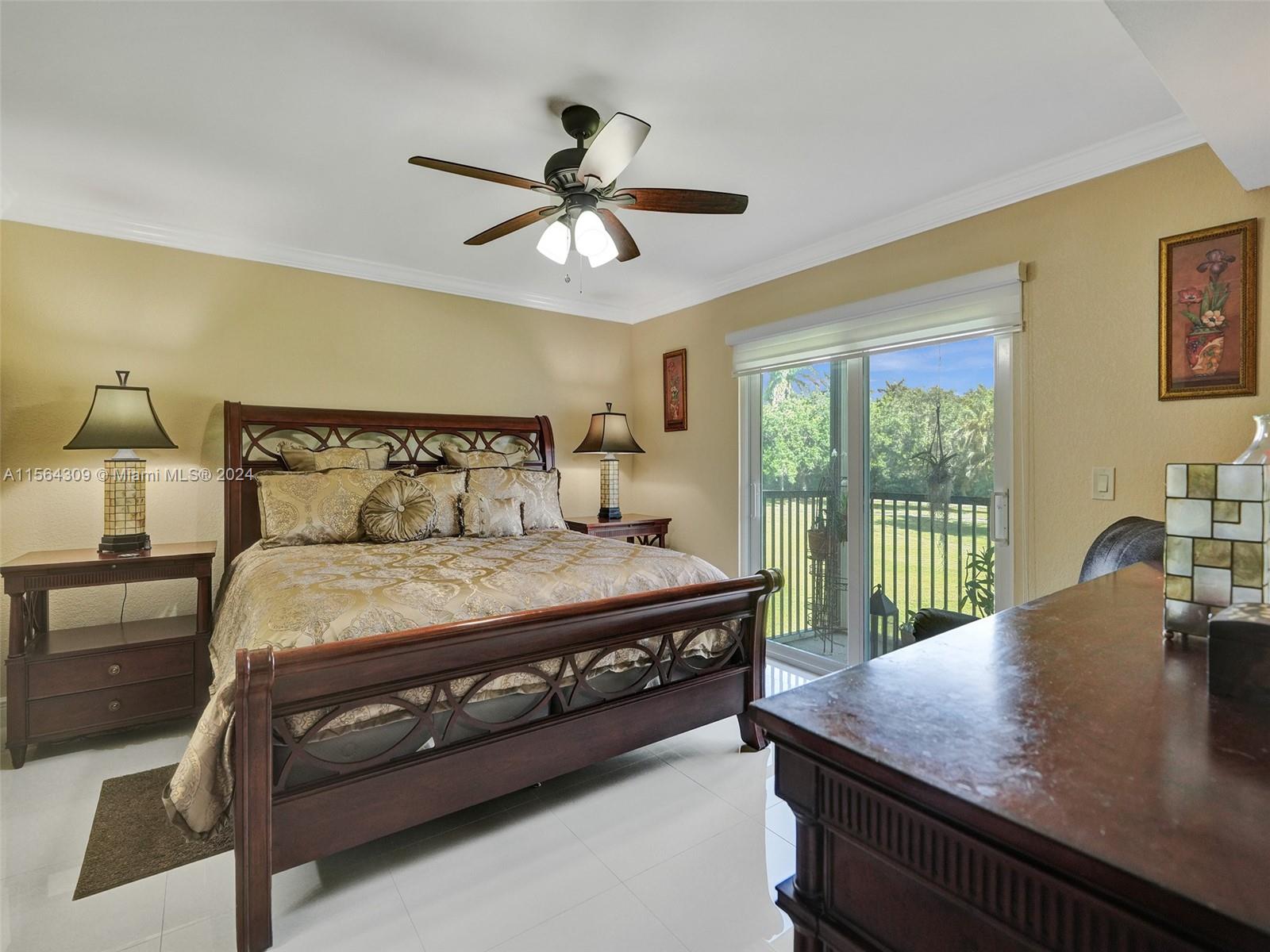 271 S Hollybrook Dr 202, Pembroke Pines, Florida 33025, 2 Bedrooms Bedrooms, ,2 BathroomsBathrooms,Residential,For Sale,271 S Hollybrook Dr 202,A11564309