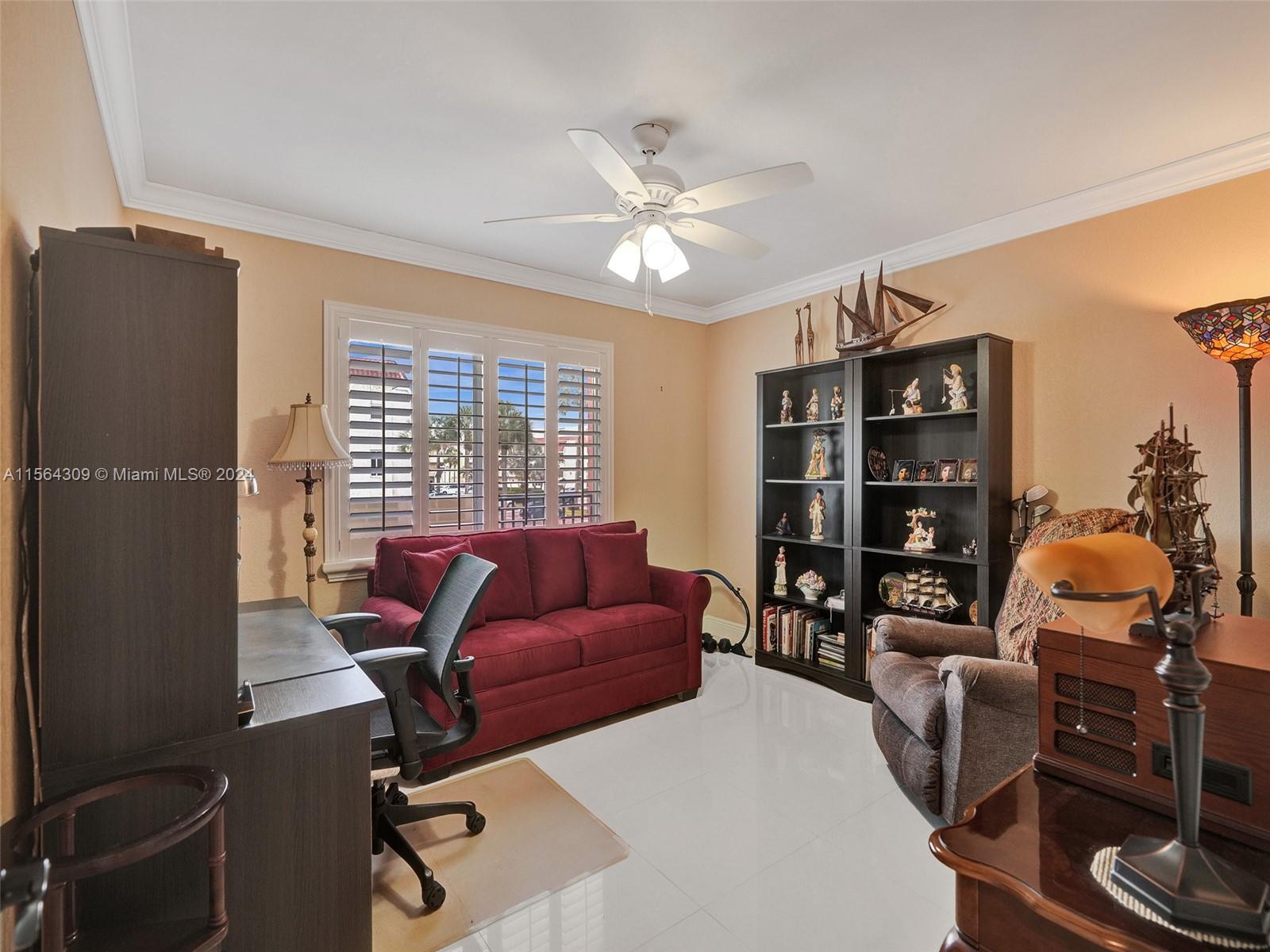 271 S Hollybrook Dr 202, Pembroke Pines, Florida 33025, 2 Bedrooms Bedrooms, ,2 BathroomsBathrooms,Residential,For Sale,271 S Hollybrook Dr 202,A11564309