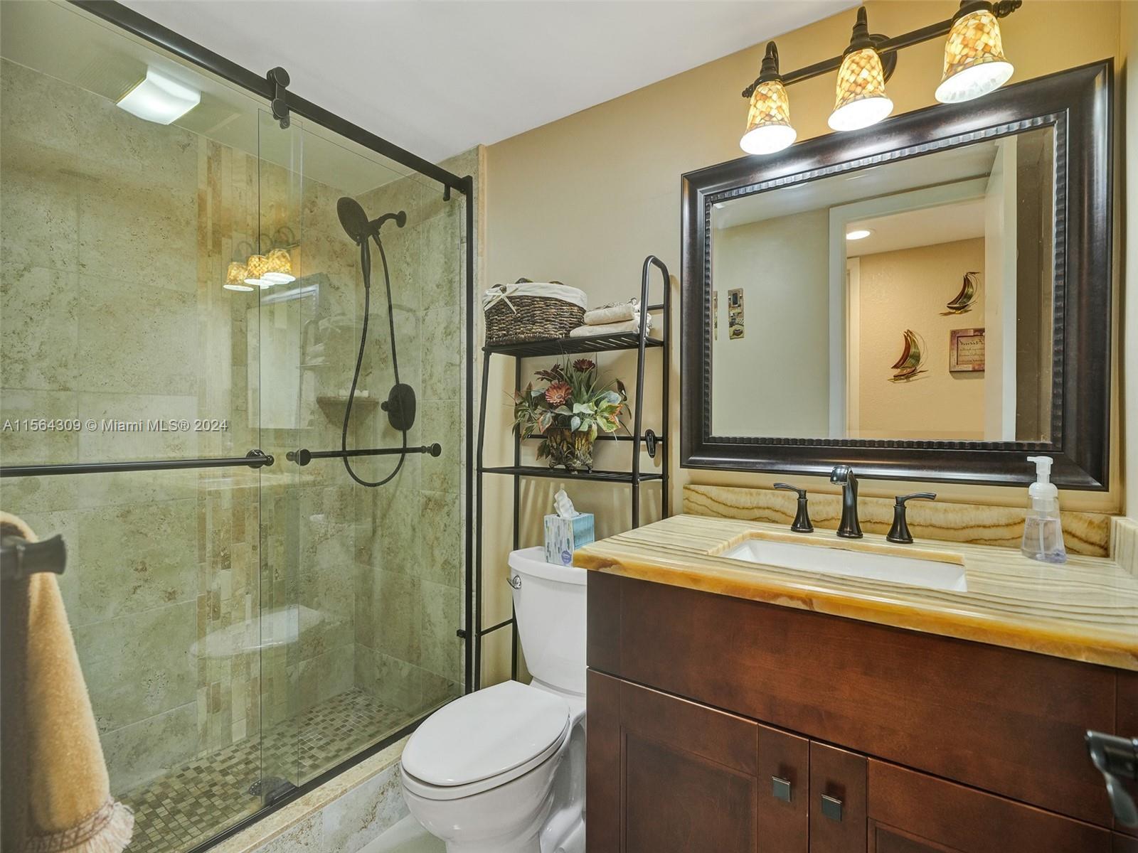 271 S Hollybrook Dr 202, Pembroke Pines, Florida 33025, 2 Bedrooms Bedrooms, ,2 BathroomsBathrooms,Residential,For Sale,271 S Hollybrook Dr 202,A11564309