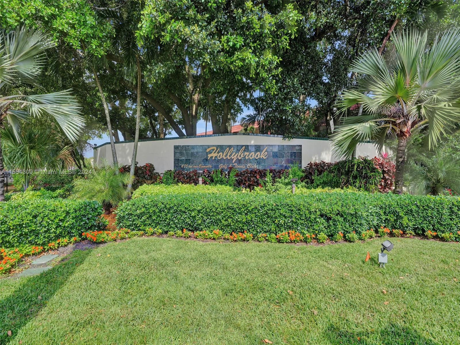 271 S Hollybrook Dr 202, Pembroke Pines, Florida 33025, 2 Bedrooms Bedrooms, ,2 BathroomsBathrooms,Residential,For Sale,271 S Hollybrook Dr 202,A11564309