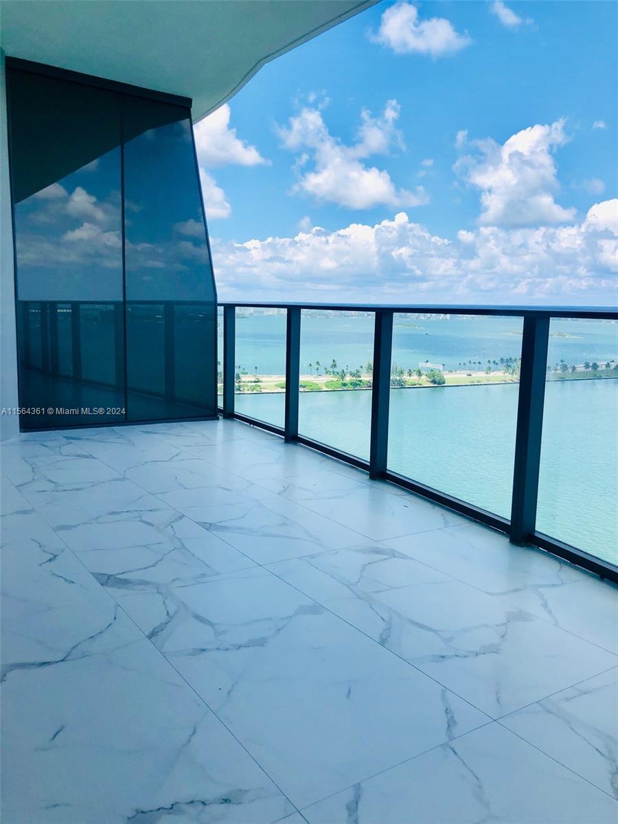 3131 NE 7TH AVENUE 1705, Miami, Florida 33137, 2 Bedrooms Bedrooms, ,2 BathroomsBathrooms,Residentiallease,For Rent,3131 NE 7TH AVENUE 1705,A11564361