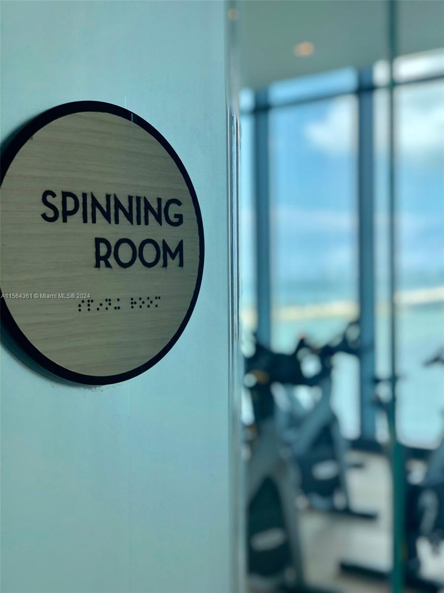 3131 NE 7TH AVENUE 1705, Miami, Florida 33137, 2 Bedrooms Bedrooms, ,2 BathroomsBathrooms,Residentiallease,For Rent,3131 NE 7TH AVENUE 1705,A11564361