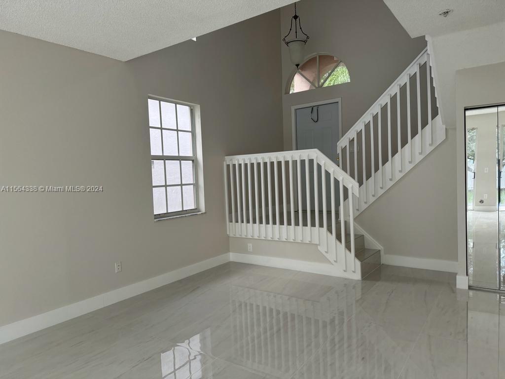 Pembroke Pines, Florida 33028, 3 Bedrooms Bedrooms, ,2 BathroomsBathrooms,Residentiallease,For Rent,A11564338