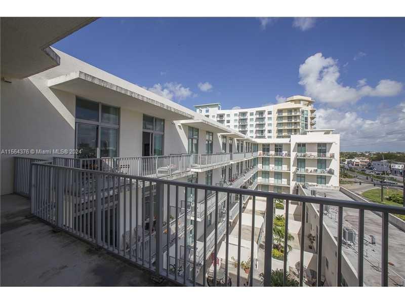 2100 Van Buren St 408, Hollywood, Florida 33020, 2 Bedrooms Bedrooms, ,2 BathroomsBathrooms,Residential,For Sale,2100 Van Buren St 408,A11564376