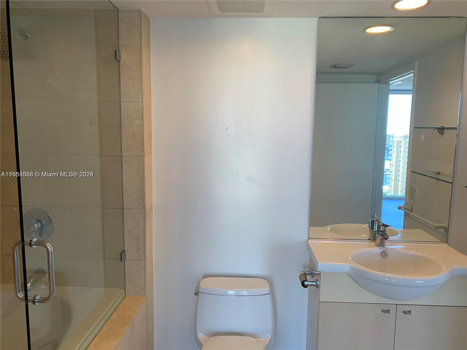 1830 S Ocean Dr 1607, Hallandale Beach, Florida 33009, 1 Bedroom Bedrooms, ,1 BathroomBathrooms,Residentiallease,For Rent,1830 S Ocean Dr 1607,A11564058