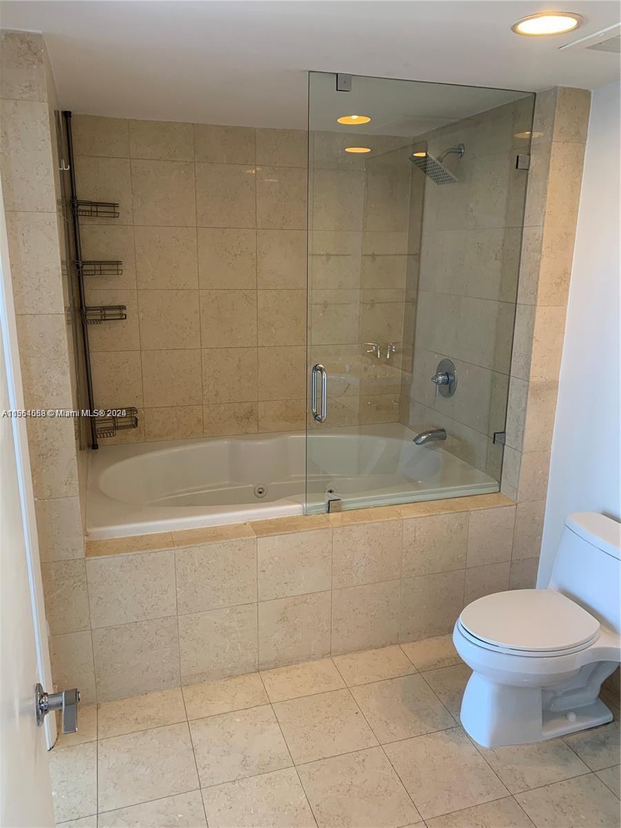 1830 S Ocean Dr 1607, Hallandale Beach, Florida 33009, 1 Bedroom Bedrooms, ,1 BathroomBathrooms,Residentiallease,For Rent,1830 S Ocean Dr 1607,A11564058