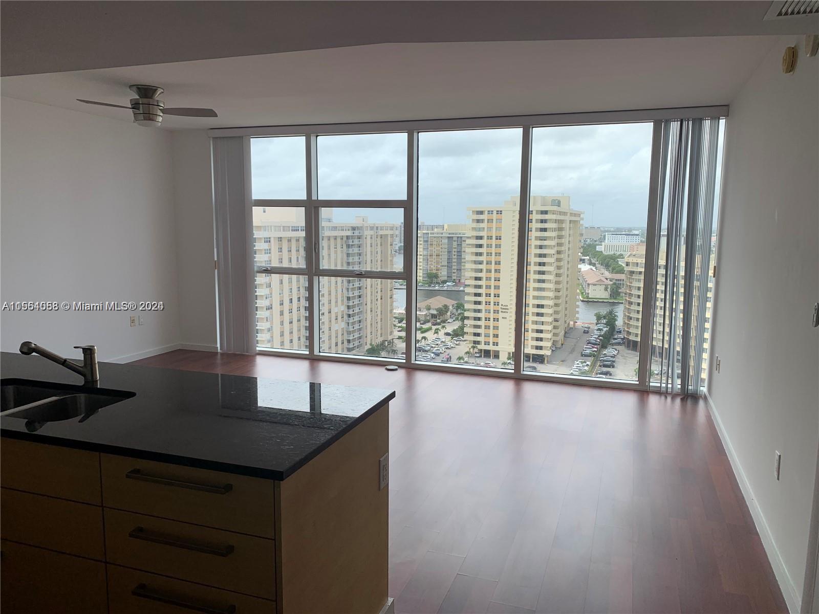 1830 S Ocean Dr 1607, Hallandale Beach, Florida 33009, 1 Bedroom Bedrooms, ,1 BathroomBathrooms,Residentiallease,For Rent,1830 S Ocean Dr 1607,A11564058