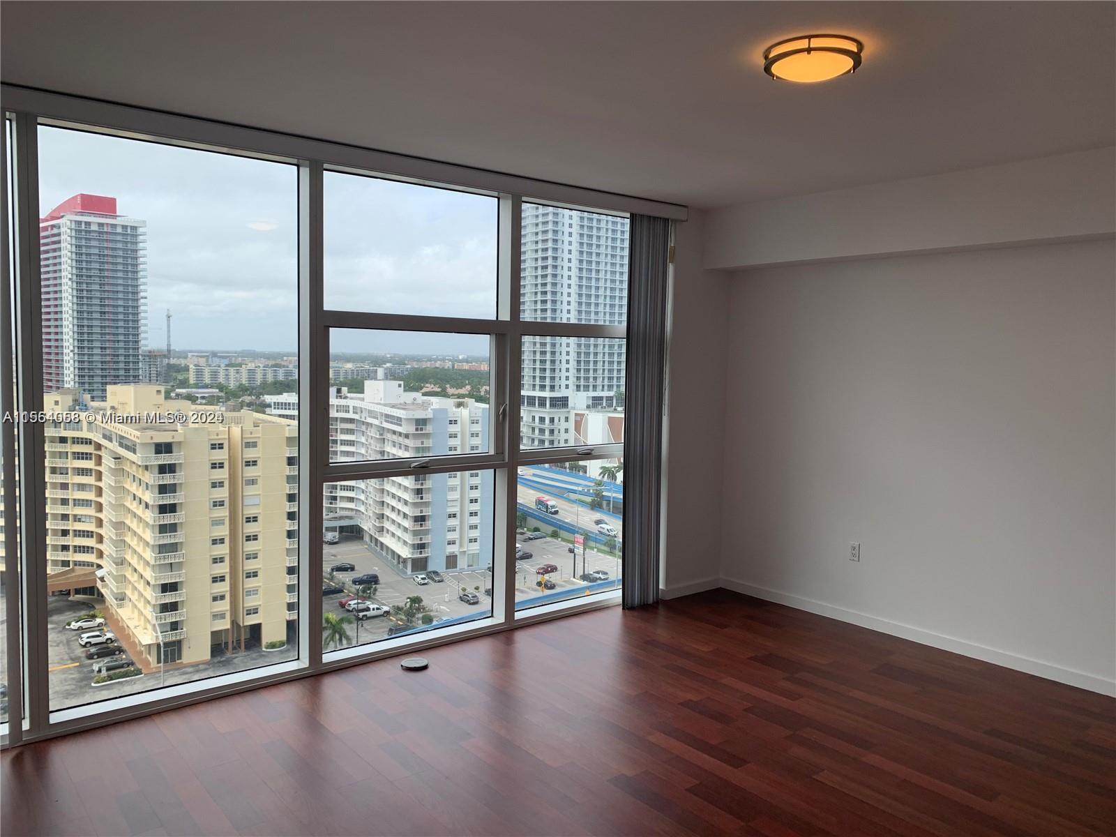 1830 S Ocean Dr 1607, Hallandale Beach, Florida 33009, 1 Bedroom Bedrooms, ,1 BathroomBathrooms,Residentiallease,For Rent,1830 S Ocean Dr 1607,A11564058