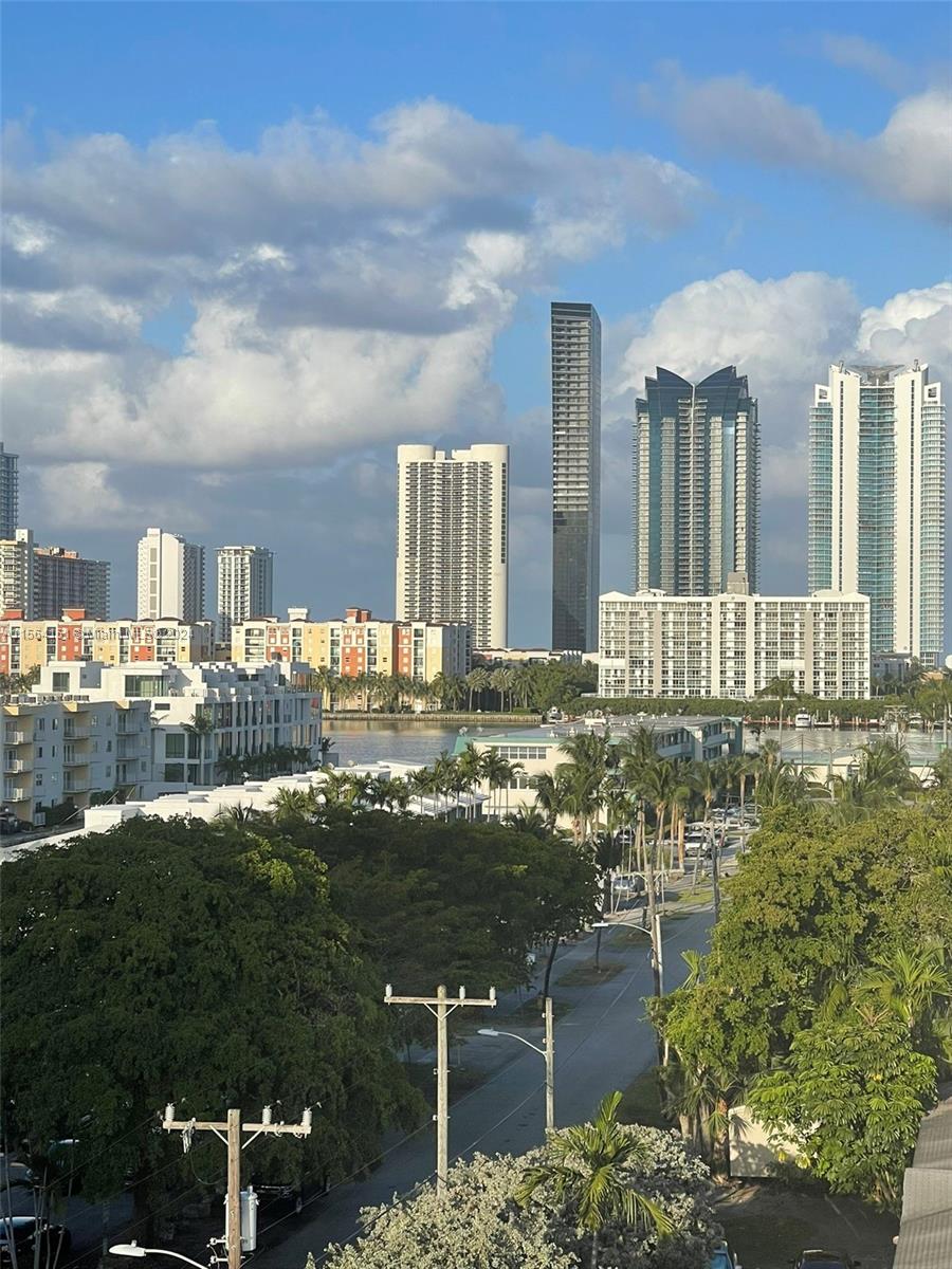 3660 NE 166th St 708, North Miami Beach, Florida 33160, 1 Bedroom Bedrooms, ,1 BathroomBathrooms,Residentiallease,For Rent,3660 NE 166th St 708,A11564151