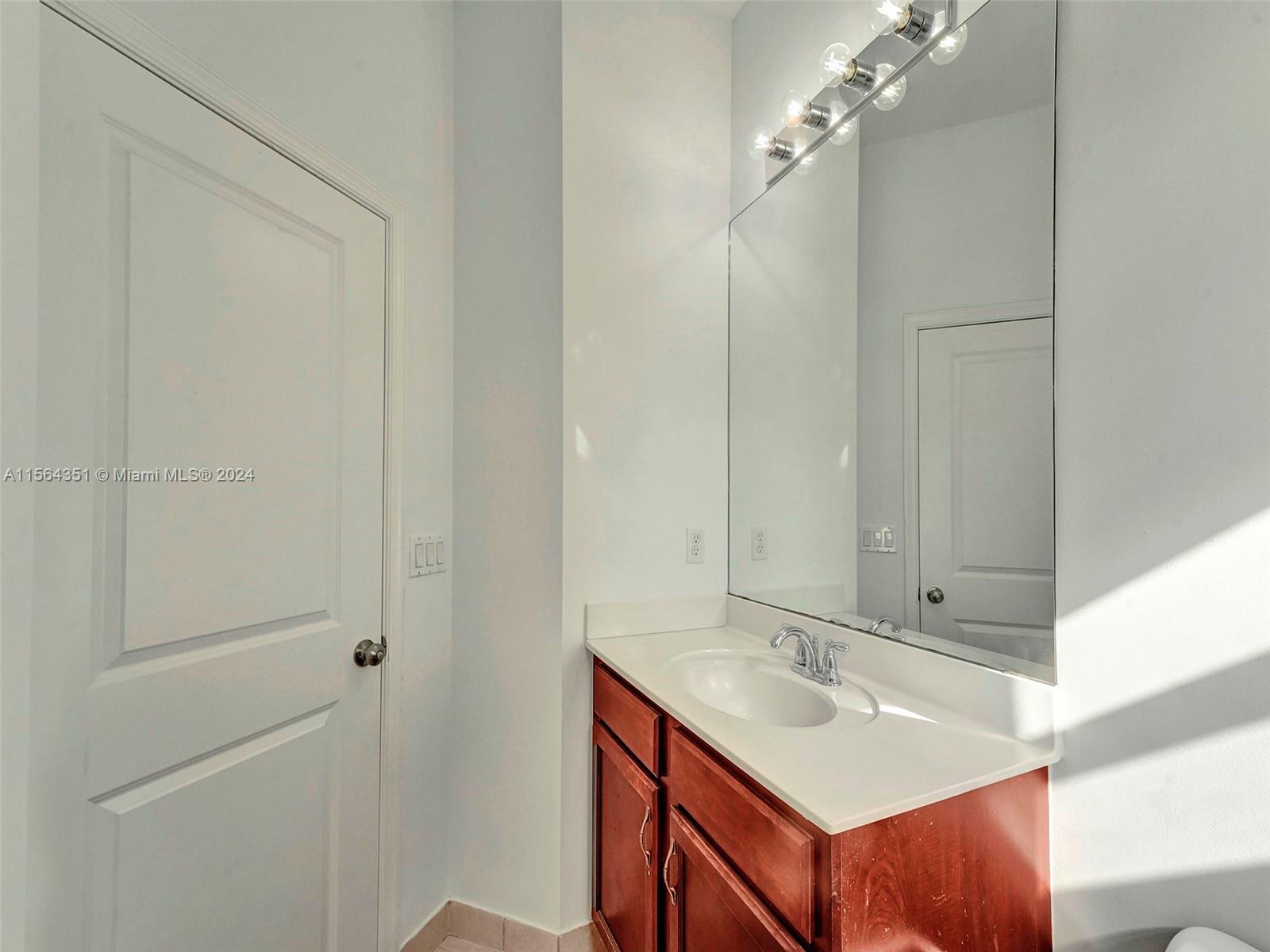 3350 NW 126 Ave 3350, Sunrise, Florida 33323, 3 Bedrooms Bedrooms, ,2 BathroomsBathrooms,Residential,For Sale,3350 NW 126 Ave 3350,A11564351