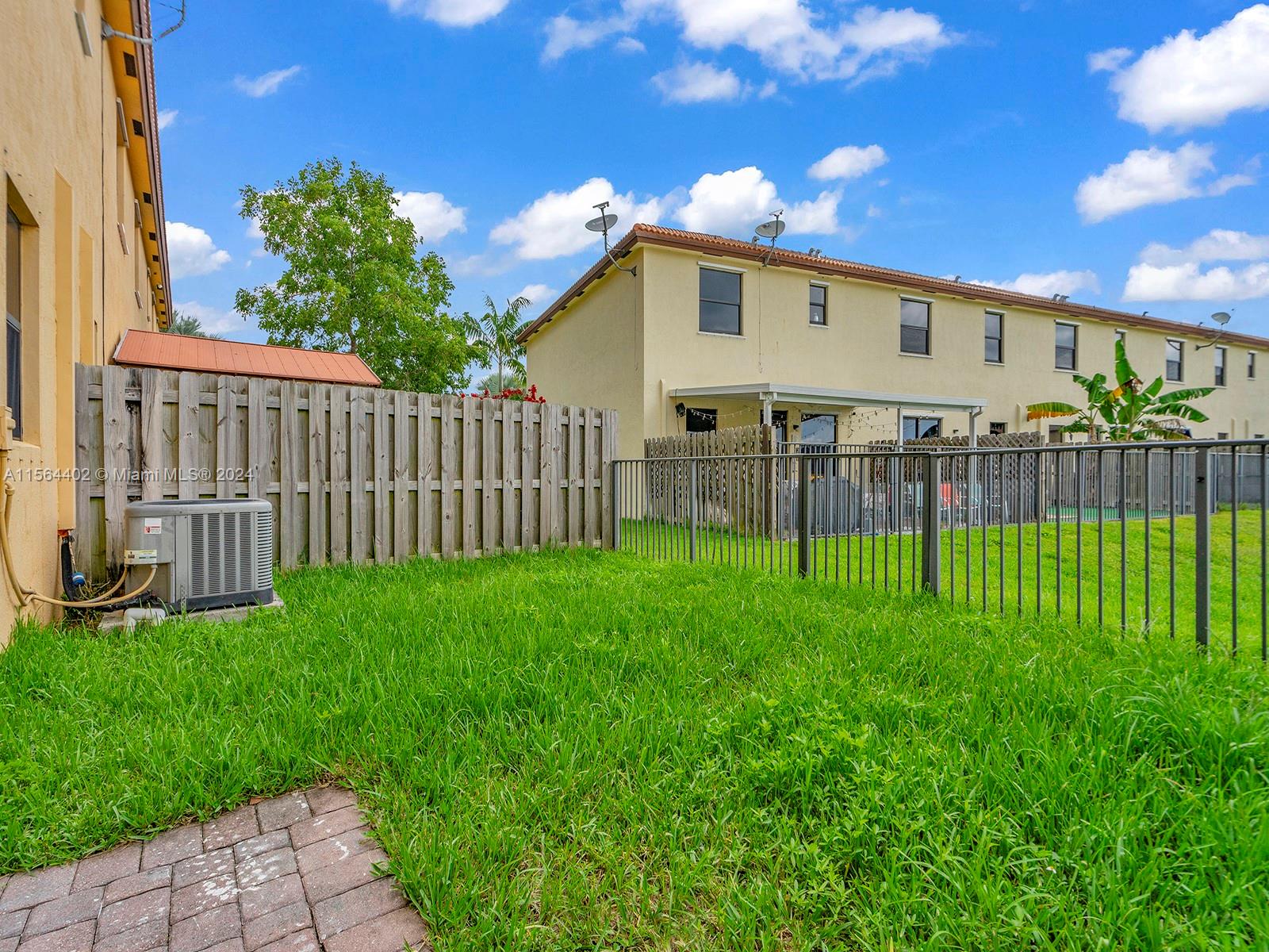 23845 SW 118th Ave 23845, Homestead, Florida 33032, 4 Bedrooms Bedrooms, ,3 BathroomsBathrooms,Residential,For Sale,23845 SW 118th Ave 23845,A11564402