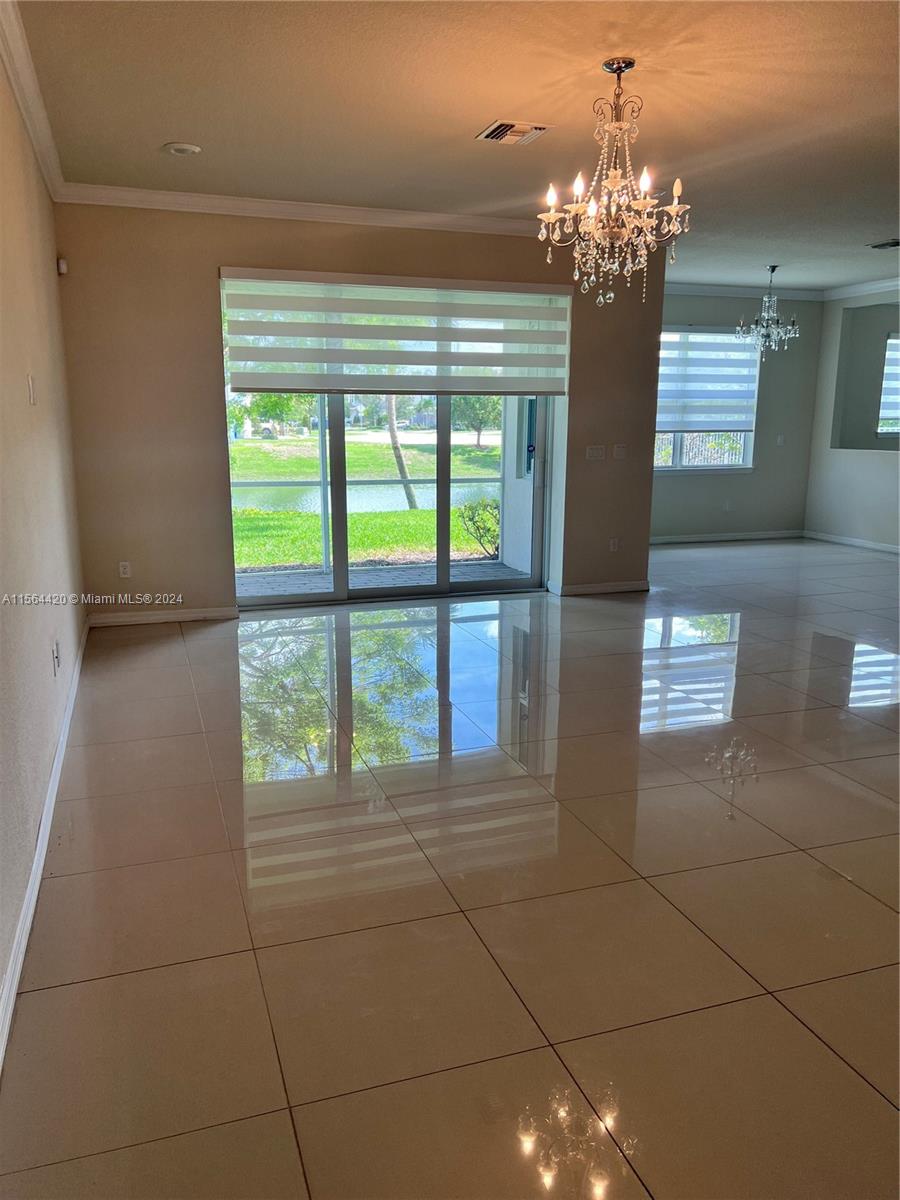 Hollywood, Florida 33021, 5 Bedrooms Bedrooms, ,3 BathroomsBathrooms,Residentiallease,For Rent,A11564420
