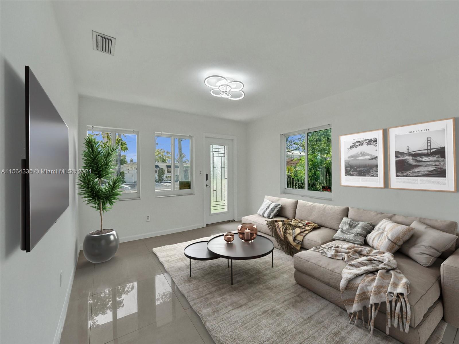 1607 Moffett St, Hollywood, Florida 33020, 3 Bedrooms Bedrooms, ,2 BathroomsBathrooms,Residential,For Sale,1607 Moffett St,A11564335