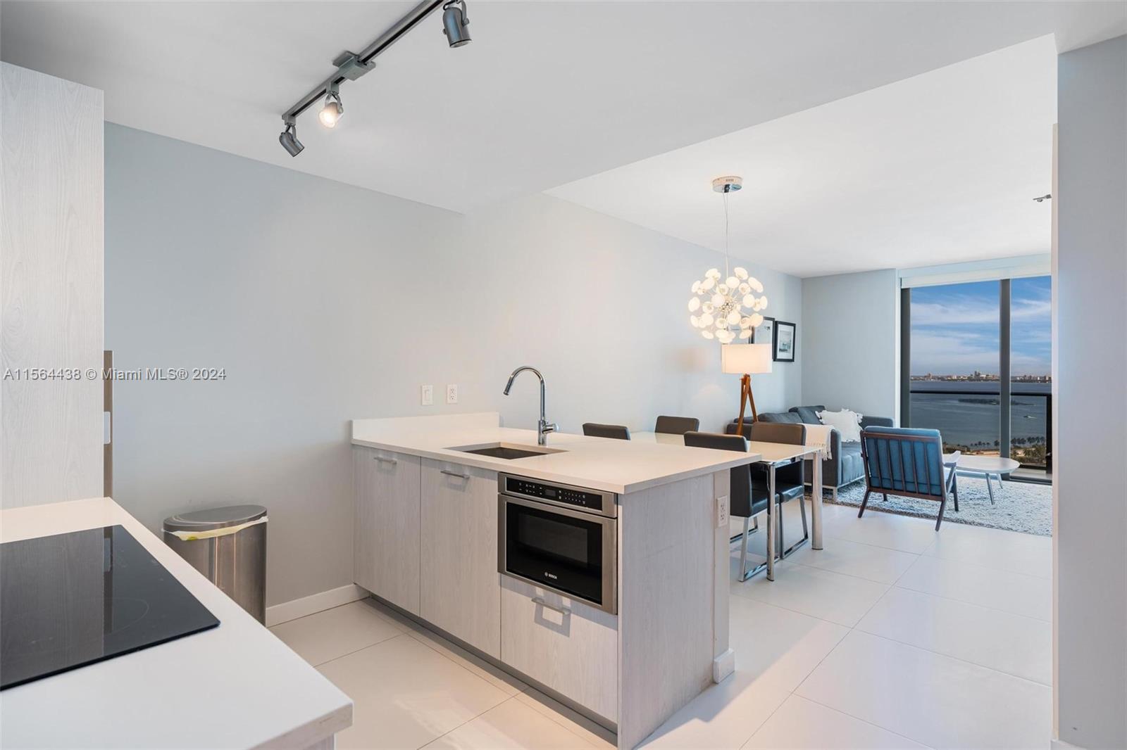 Apartamento para Alugar em Miami, FL