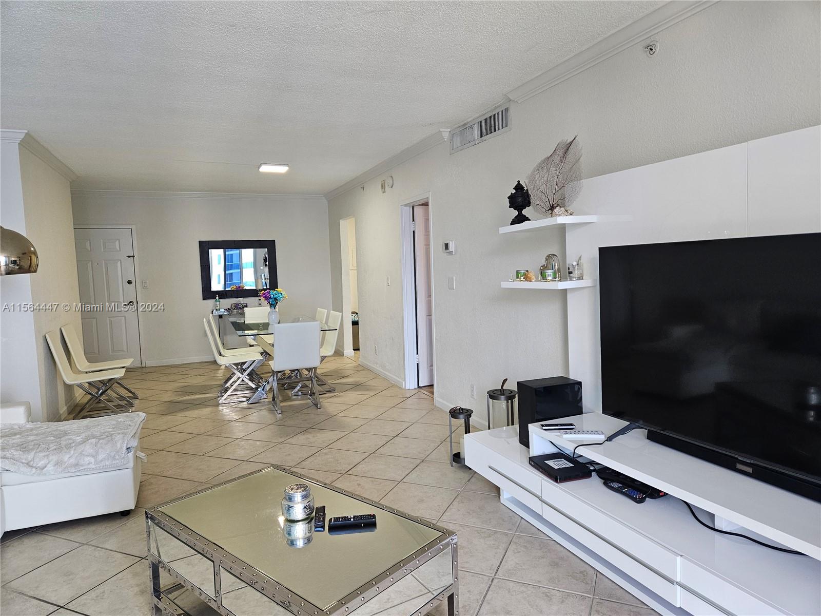 2501 S Ocean Dr PH17, Hollywood, Florida 33019, 1 Bedroom Bedrooms, ,1 BathroomBathrooms,Residentiallease,For Rent,2501 S Ocean Dr PH17,A11564447