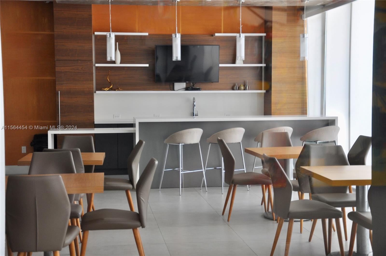 600 NE 27th St 2104, Miami, Florida 33137, 3 Bedrooms Bedrooms, ,3 BathroomsBathrooms,Residential,For Sale,600 NE 27th St 2104,A11564454