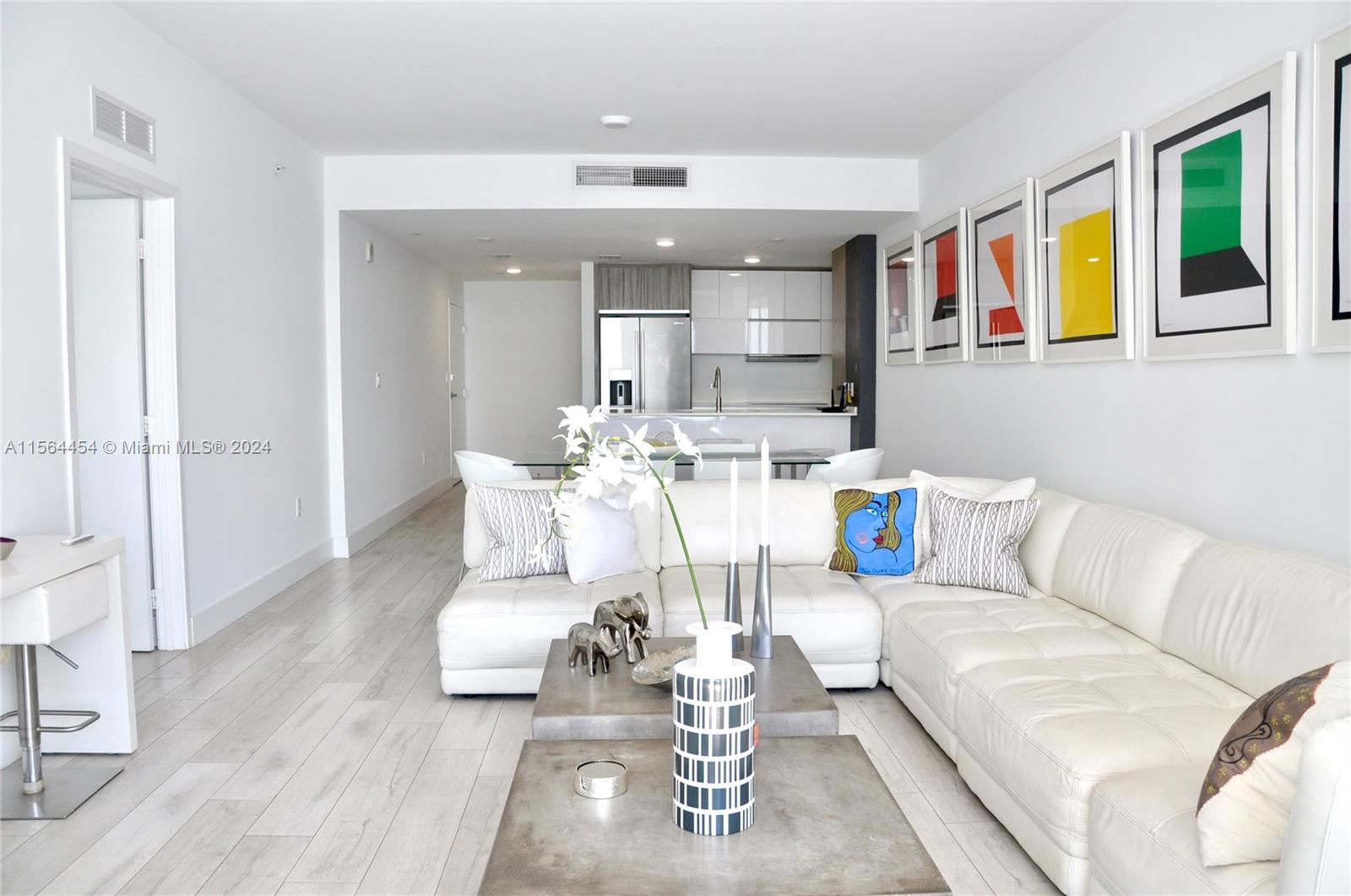 600 NE 27th St 2104, Miami, Florida 33137, 3 Bedrooms Bedrooms, ,3 BathroomsBathrooms,Residential,For Sale,600 NE 27th St 2104,A11564454