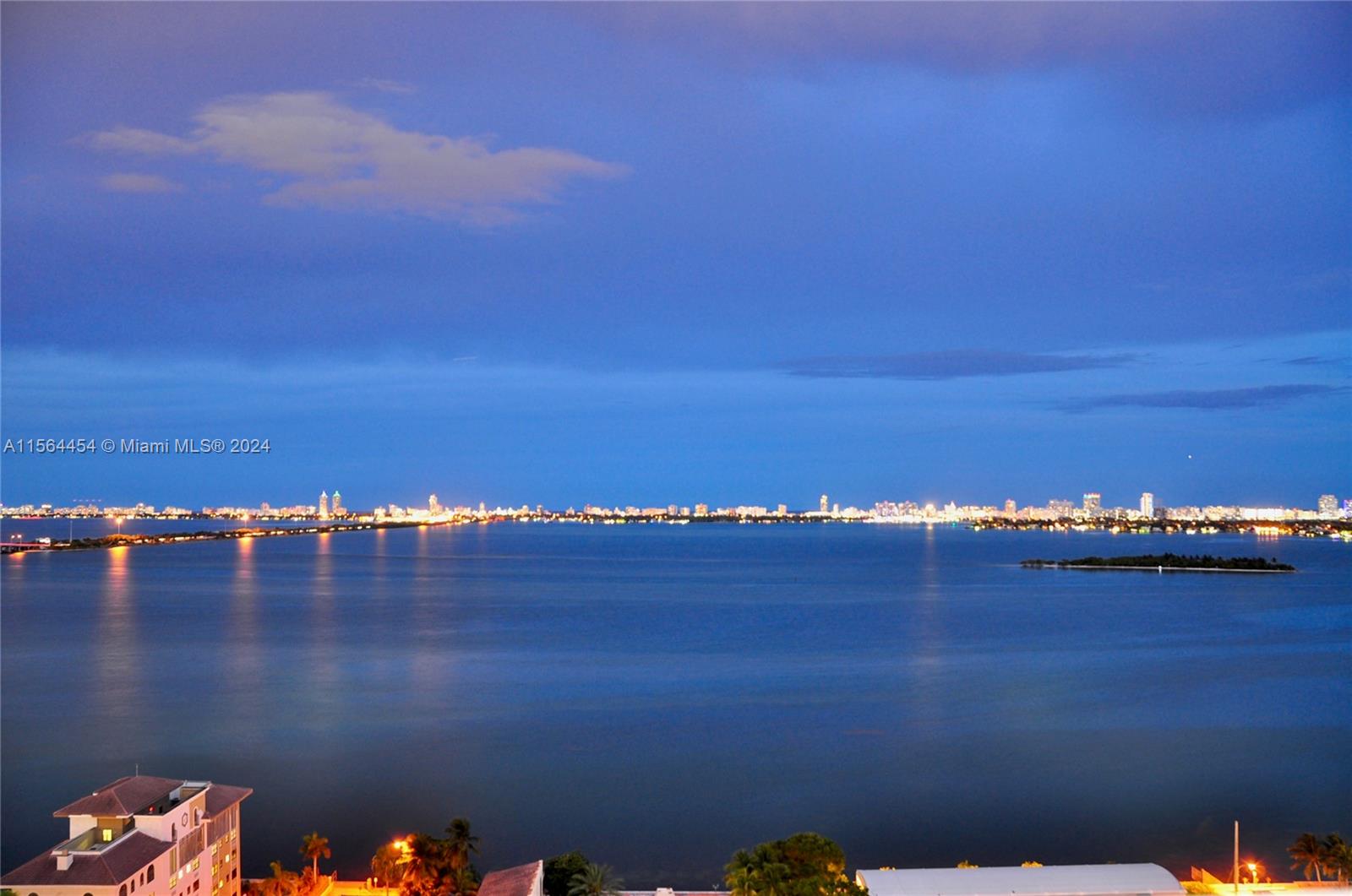 600 NE 27th St 2104, Miami, Florida 33137, 3 Bedrooms Bedrooms, ,3 BathroomsBathrooms,Residential,For Sale,600 NE 27th St 2104,A11564454