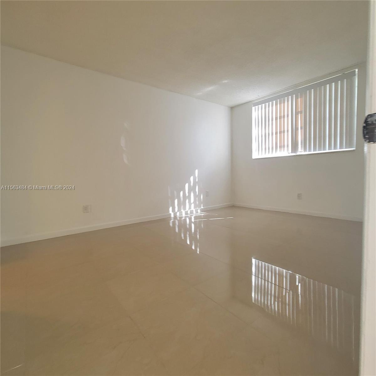 6021 NW 61st Ave 207, Tamarac, Florida 33319, 1 Bedroom Bedrooms, ,1 BathroomBathrooms,Residentiallease,For Rent,6021 NW 61st Ave 207,A11563484