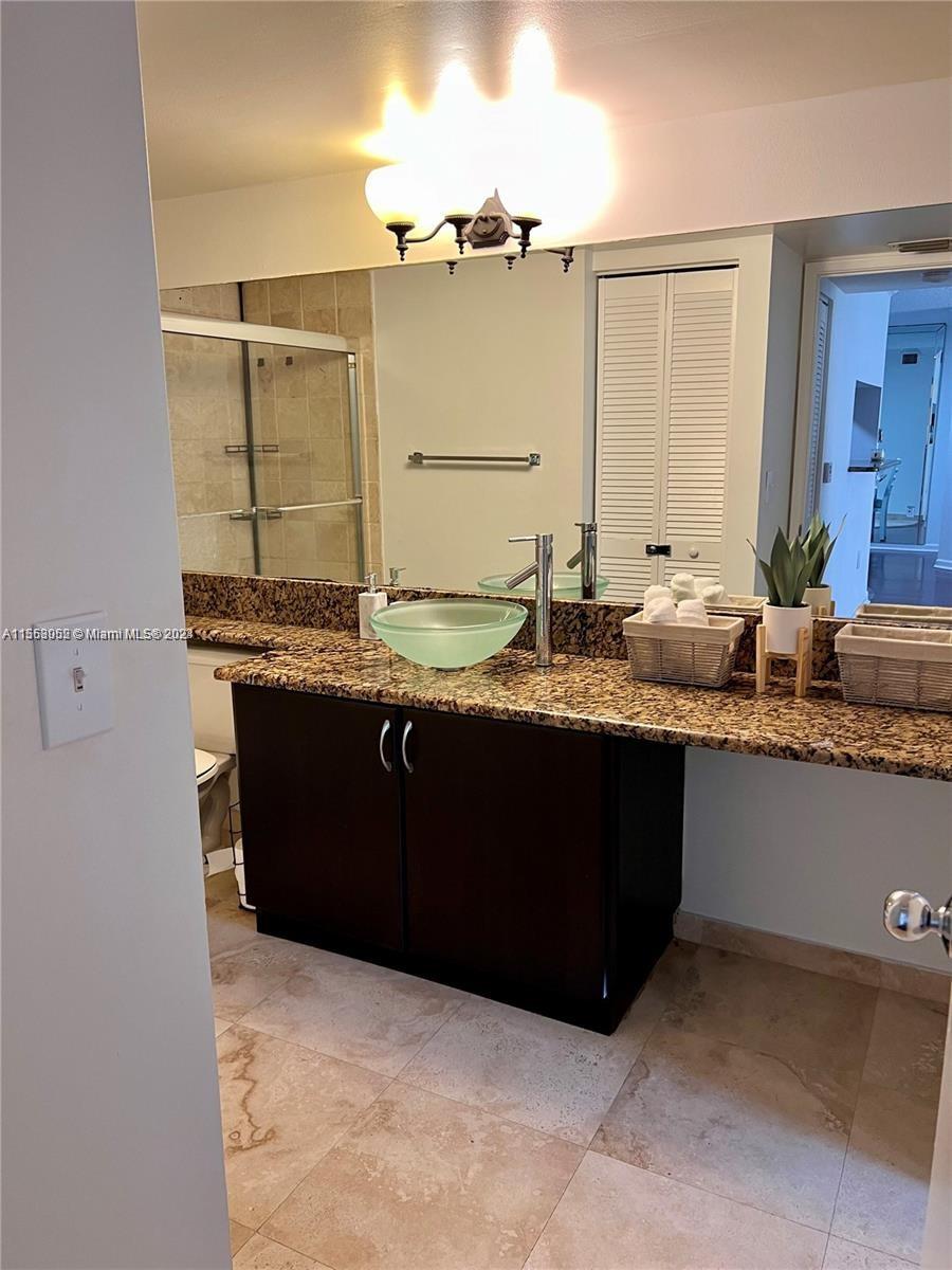 19555 E Country Club Dr 8503, Miami, Florida 33180, 1 Bedroom Bedrooms, ,1 BathroomBathrooms,Residentiallease,For Rent,19555 E Country Club Dr 8503,A11563052