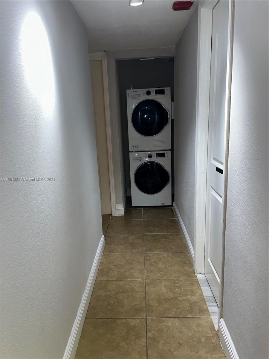 18111 NW 68th Ave G102, Hialeah, Florida 33015, 2 Bedrooms Bedrooms, ,2 BathroomsBathrooms,Residential,For Sale,18111 NW 68th Ave G102,A11564388