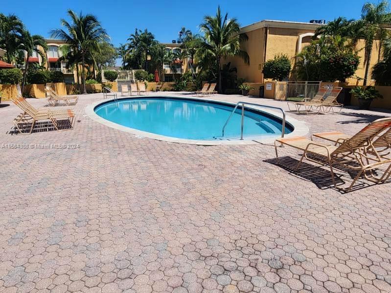 18111 NW 68th Ave G102, Hialeah, Florida 33015, 2 Bedrooms Bedrooms, ,2 BathroomsBathrooms,Residential,For Sale,18111 NW 68th Ave G102,A11564388